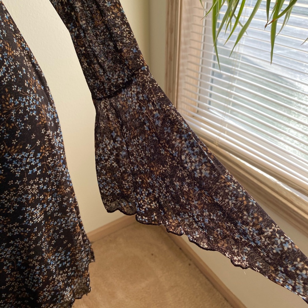 Dress - Picture 3 of 5
